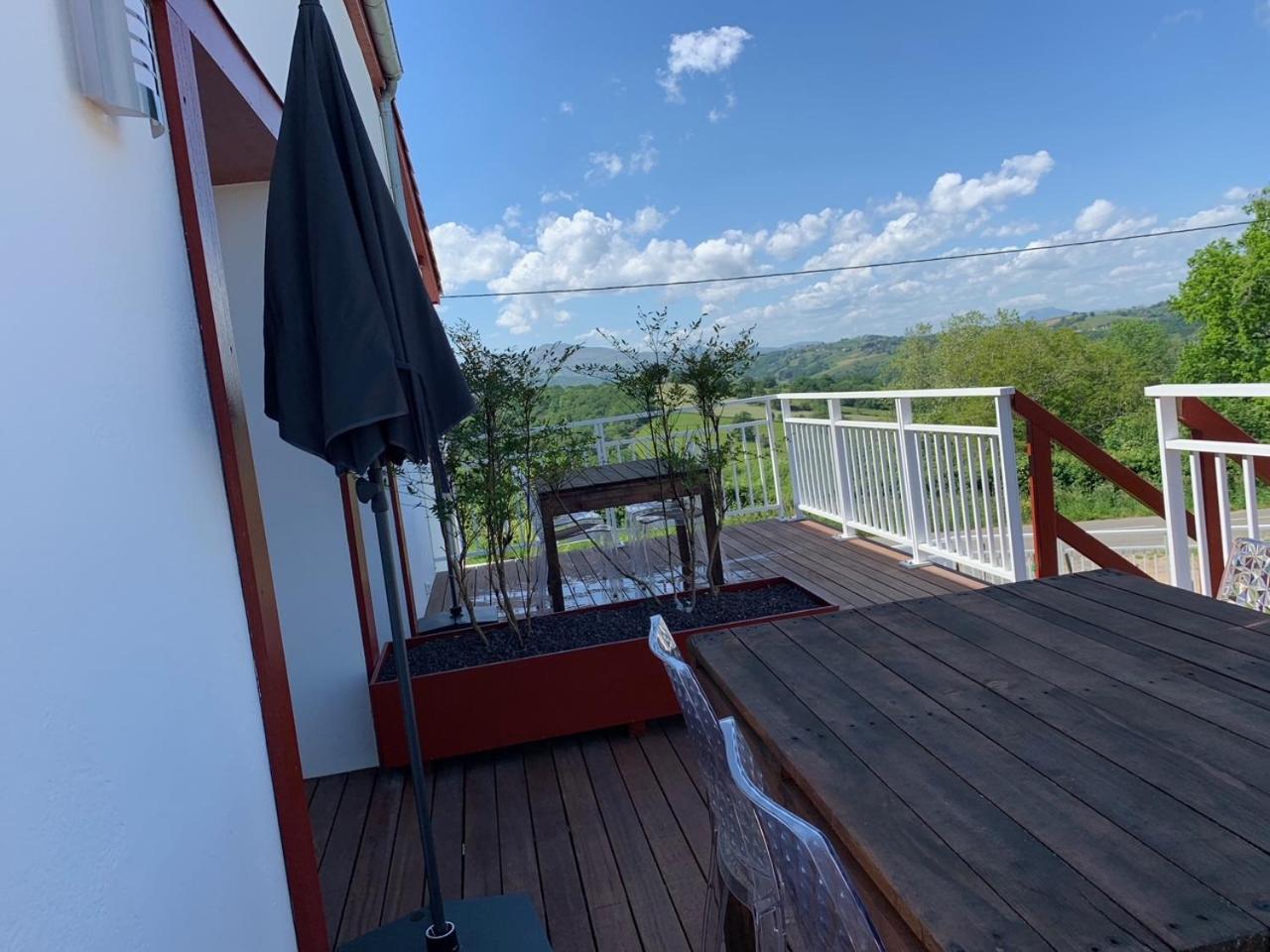 Bed & Breakfast Perbos 1556 La Bastide-Clairence エクステリア 写真