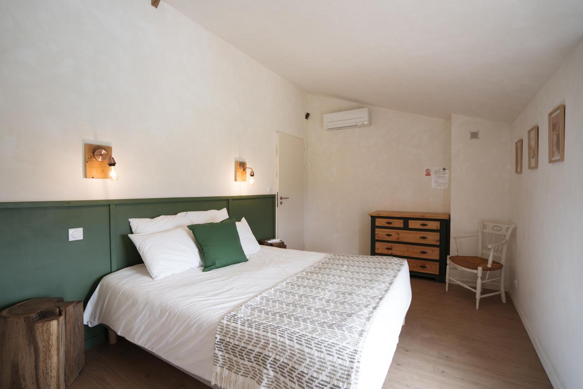 Bed & Breakfast Perbos 1556 La Bastide-Clairence エクステリア 写真