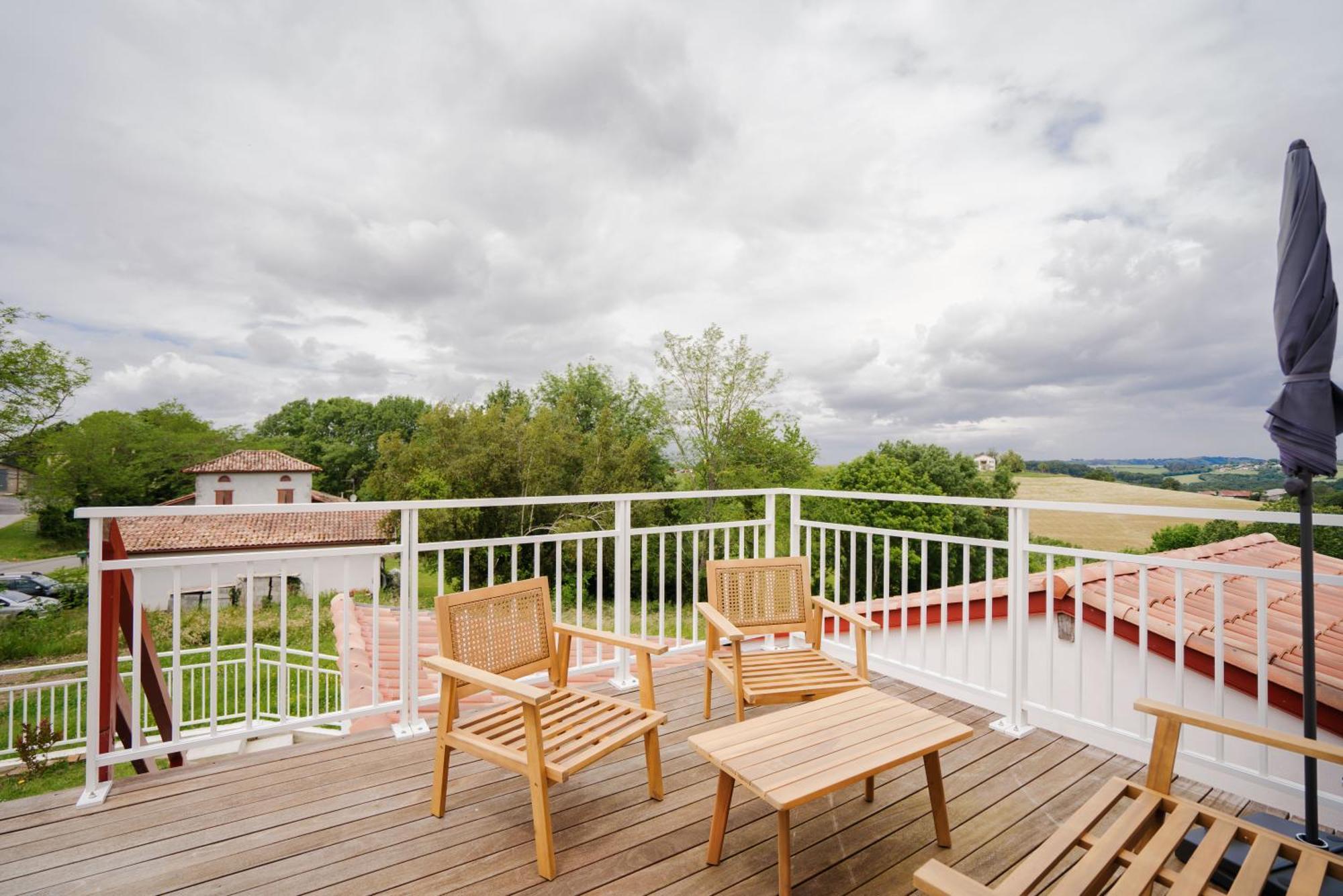 Bed & Breakfast Perbos 1556 La Bastide-Clairence エクステリア 写真